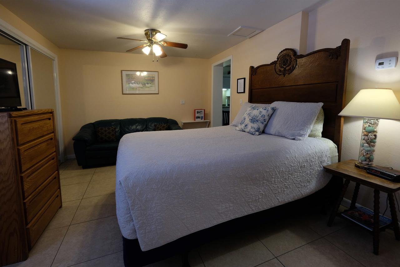 Seahorse Cottages - Adults Only Санибел Екстериор снимка