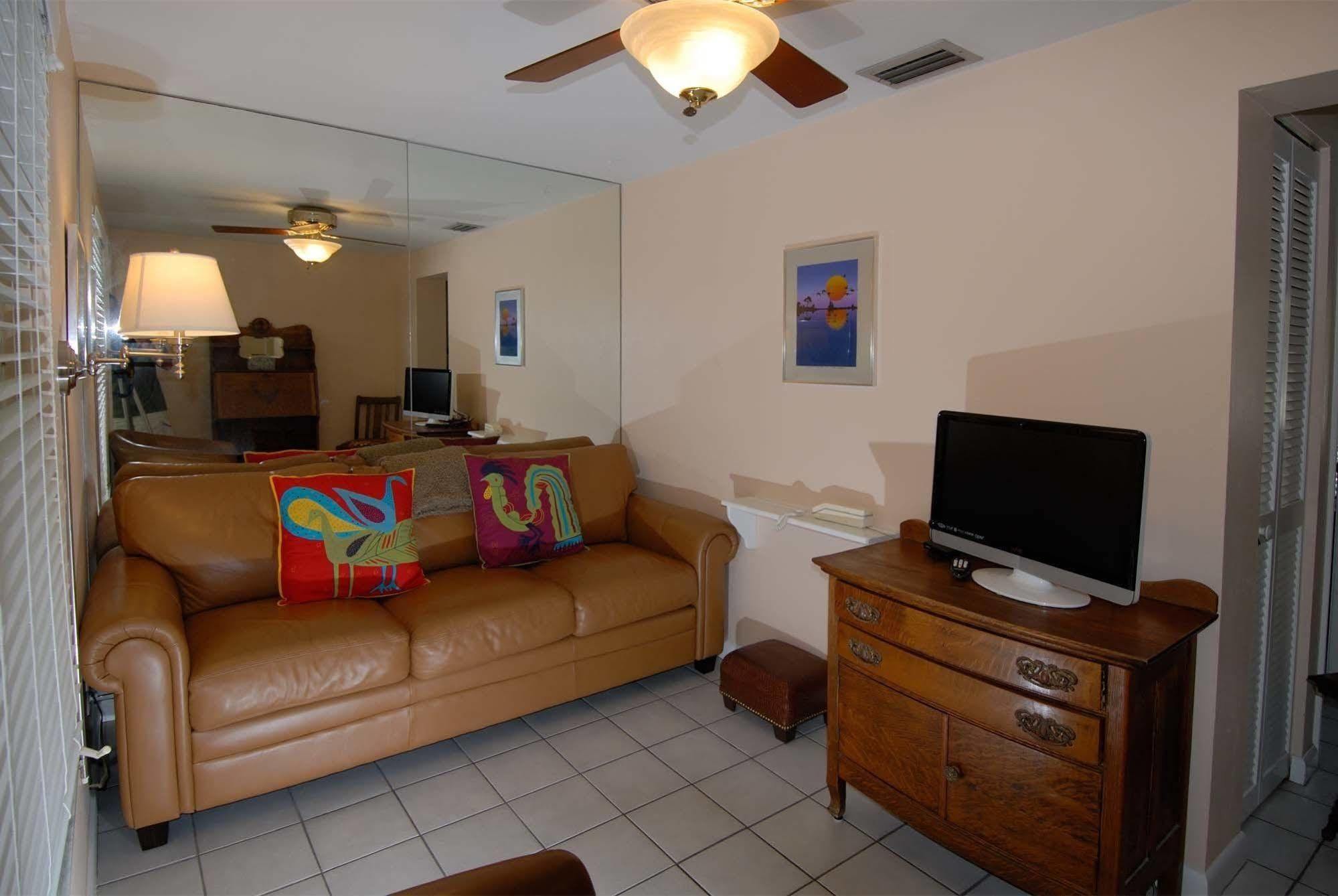 Seahorse Cottages - Adults Only Санибел Екстериор снимка